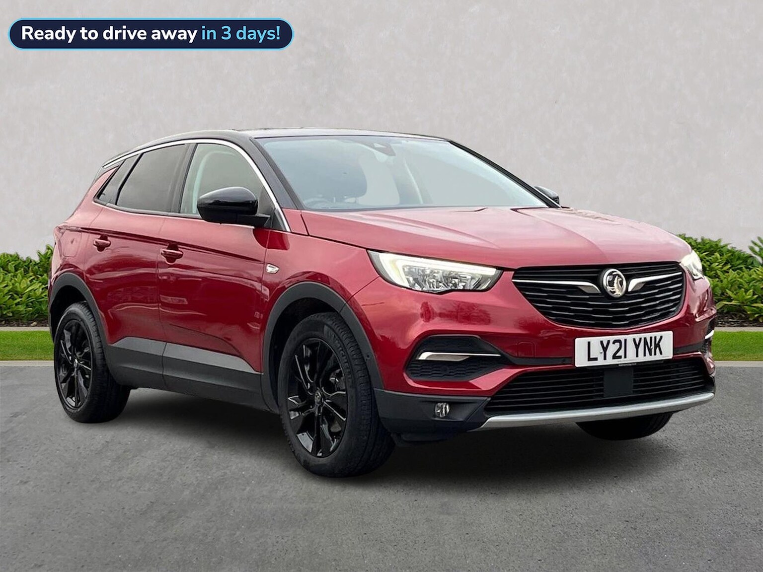 Main listing image - Vauxhall Grandland X