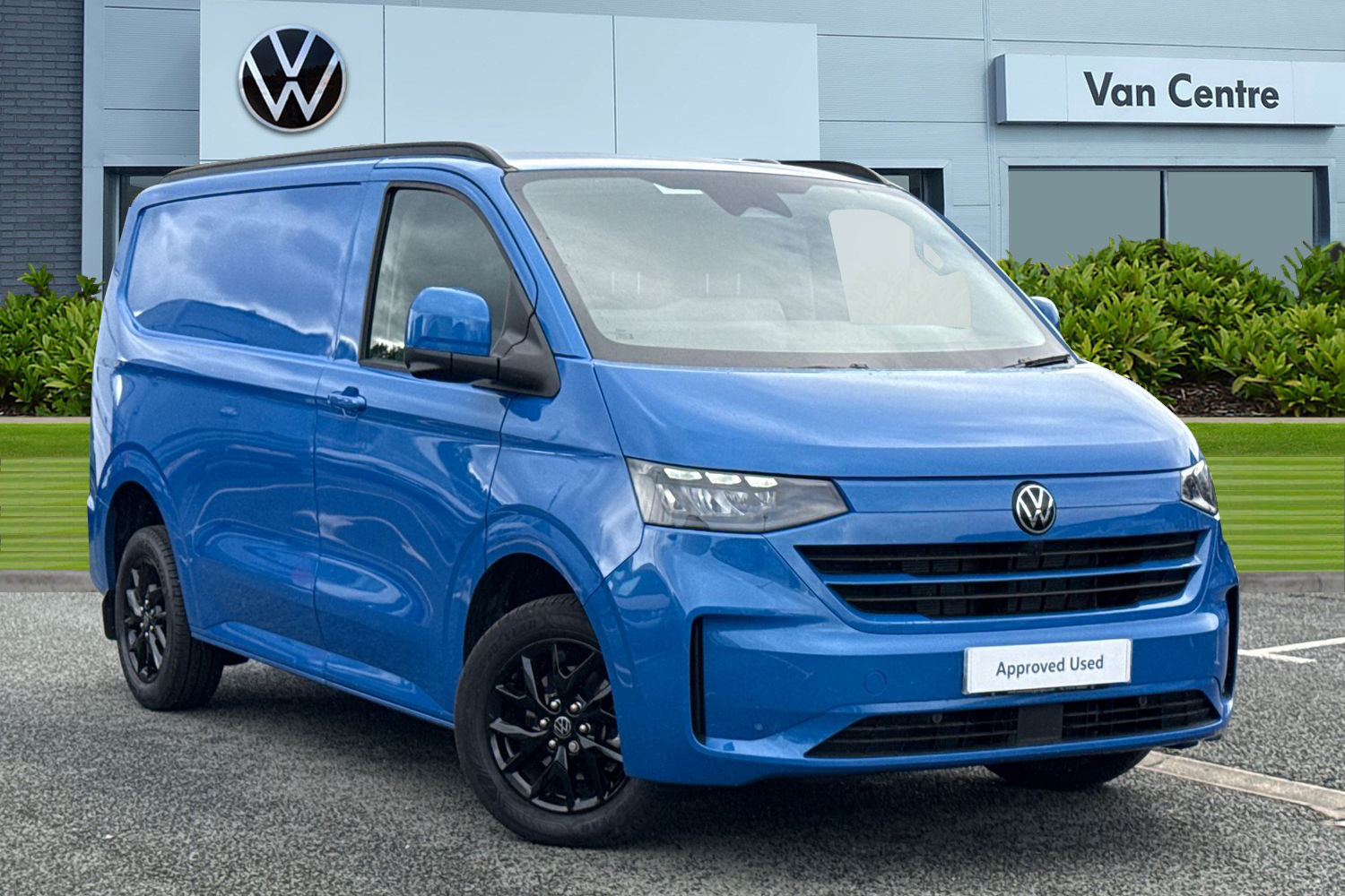 Main listing image - Volkswagen Transporter