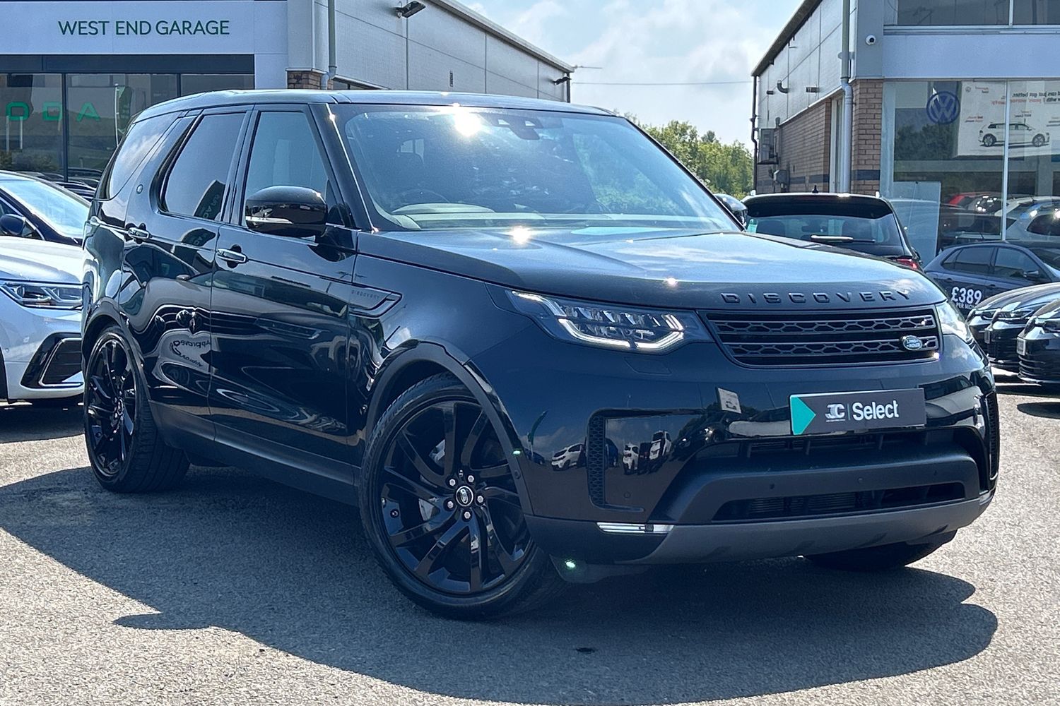 Main listing image - Land Rover Discovery