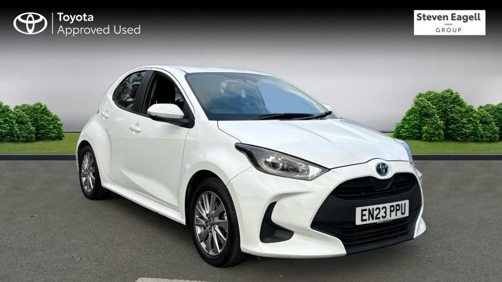 Main listing image - Toyota Yaris