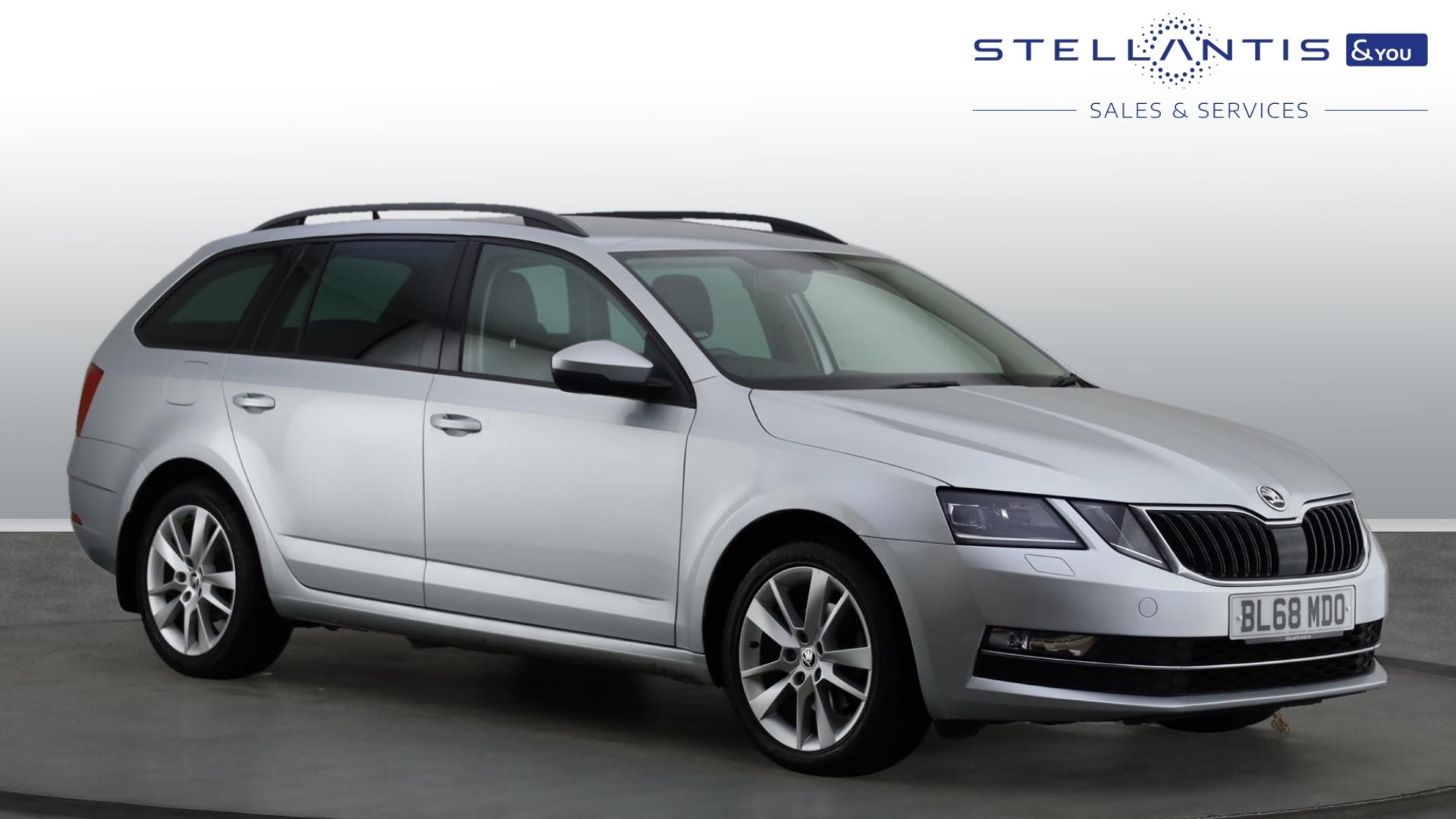 Main listing image - Skoda Octavia Estate