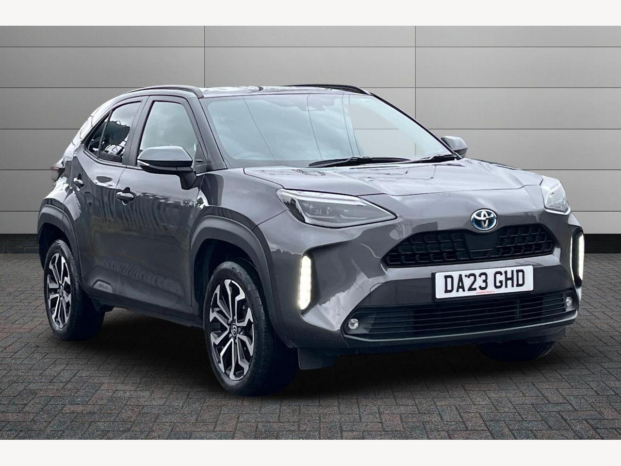 Main listing image - Toyota Yaris Cross