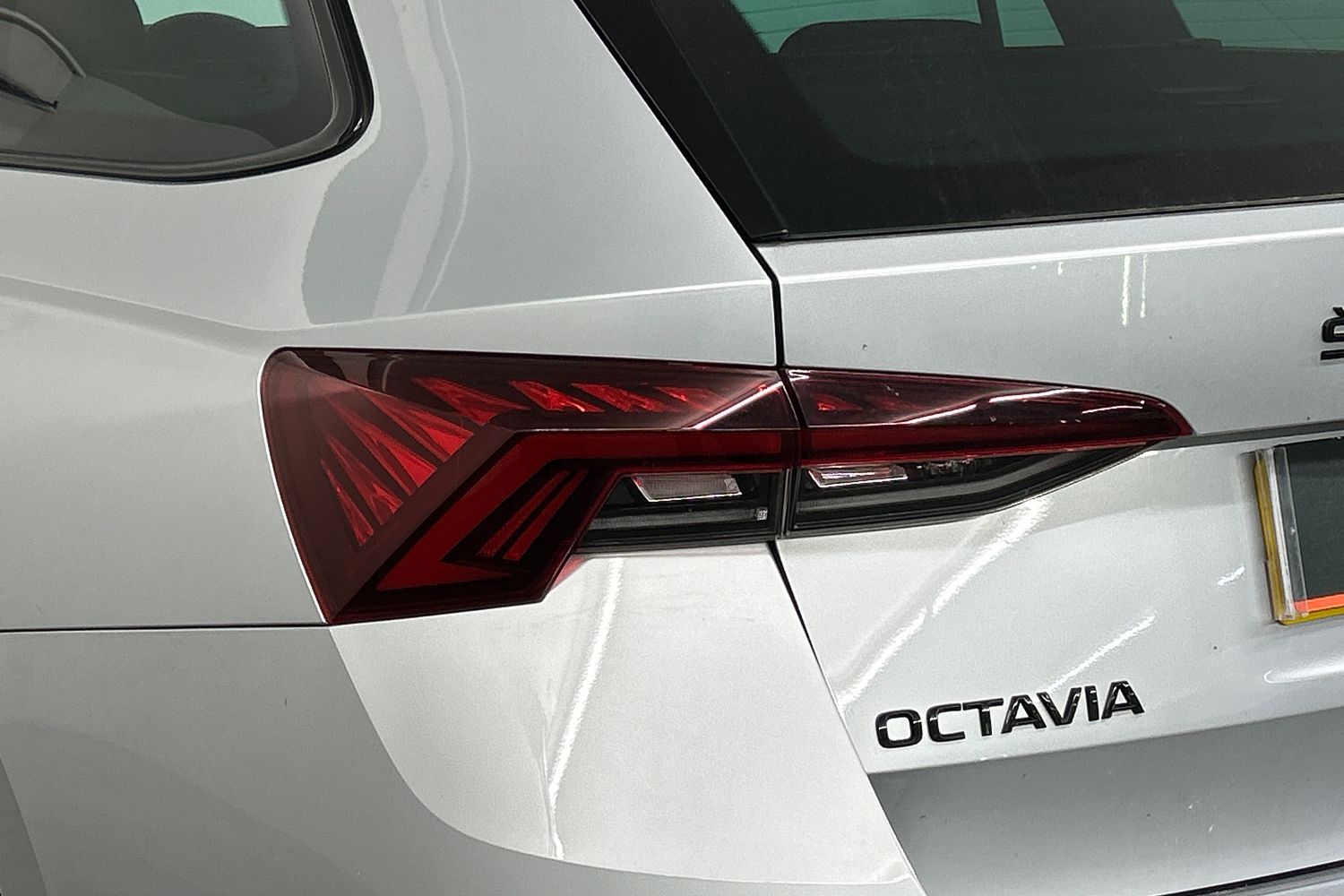 Main listing image - Skoda Octavia Estate