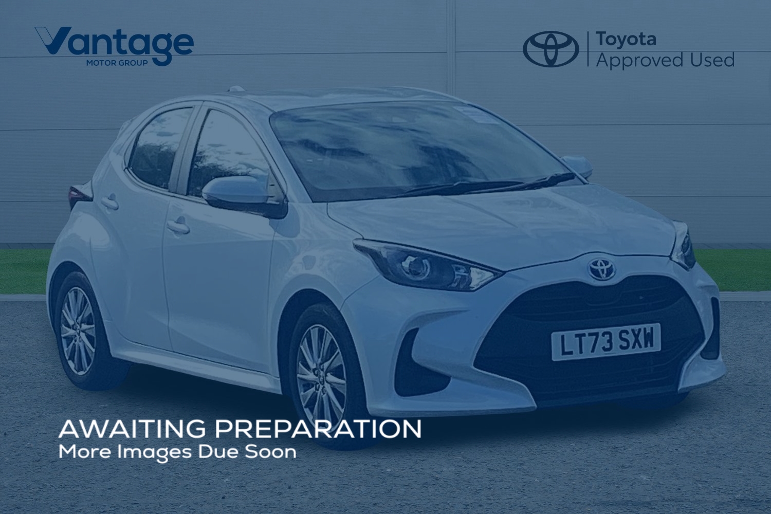 Main listing image - Toyota Yaris