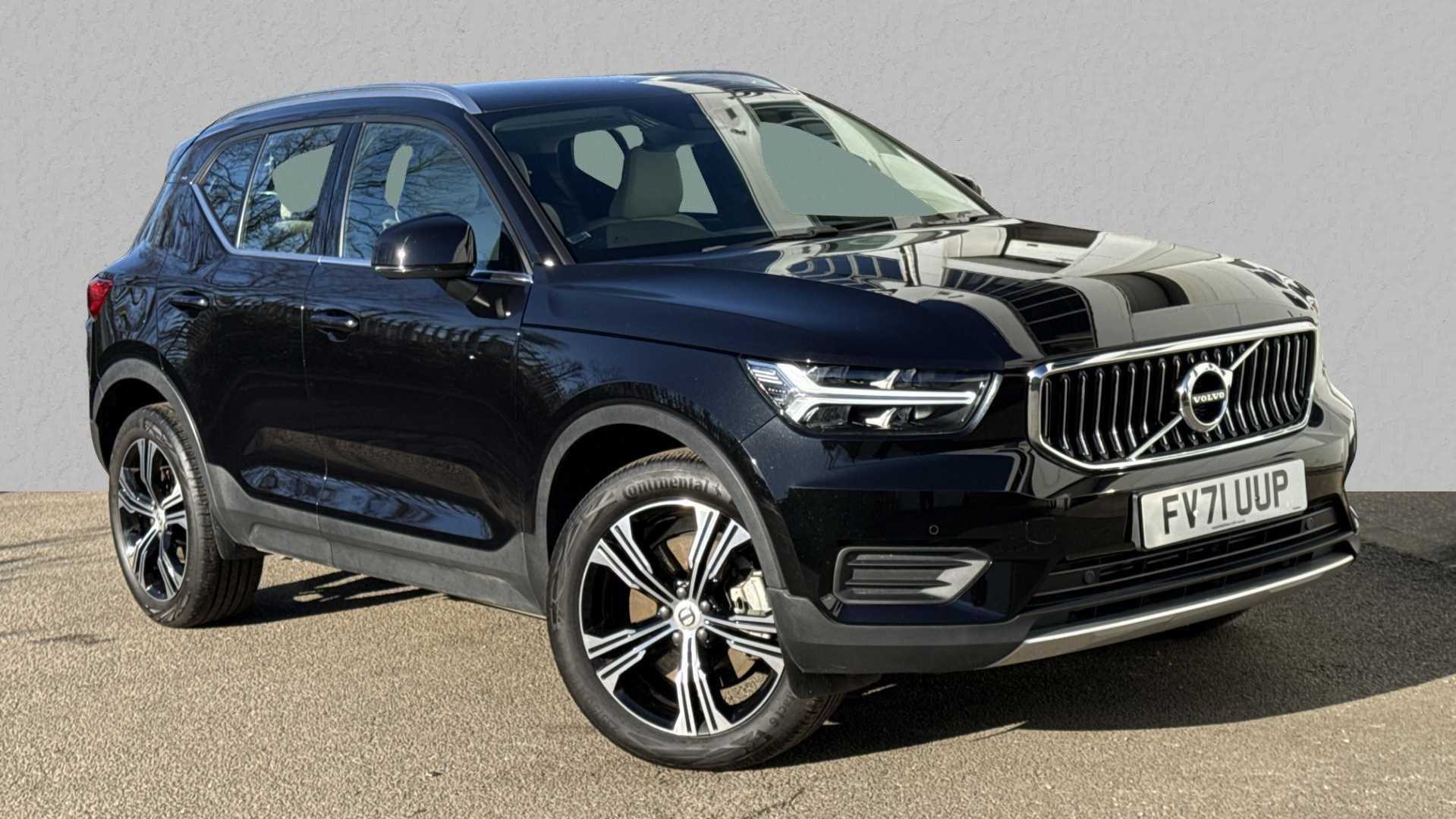 Main listing image - Volvo XC40 Recharge