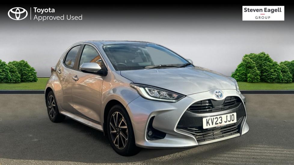 Main listing image - Toyota Yaris