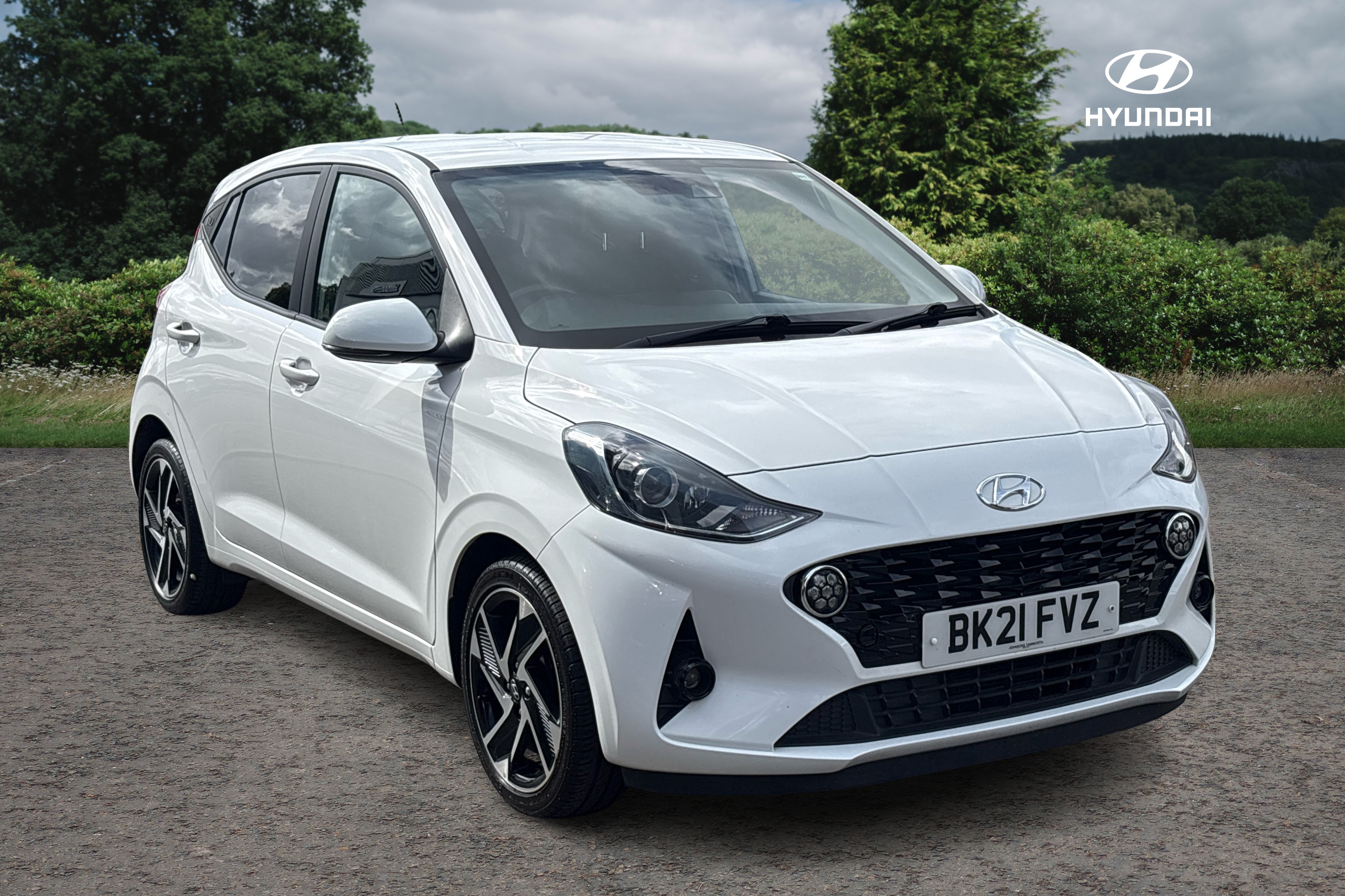 Main listing image - Hyundai i10