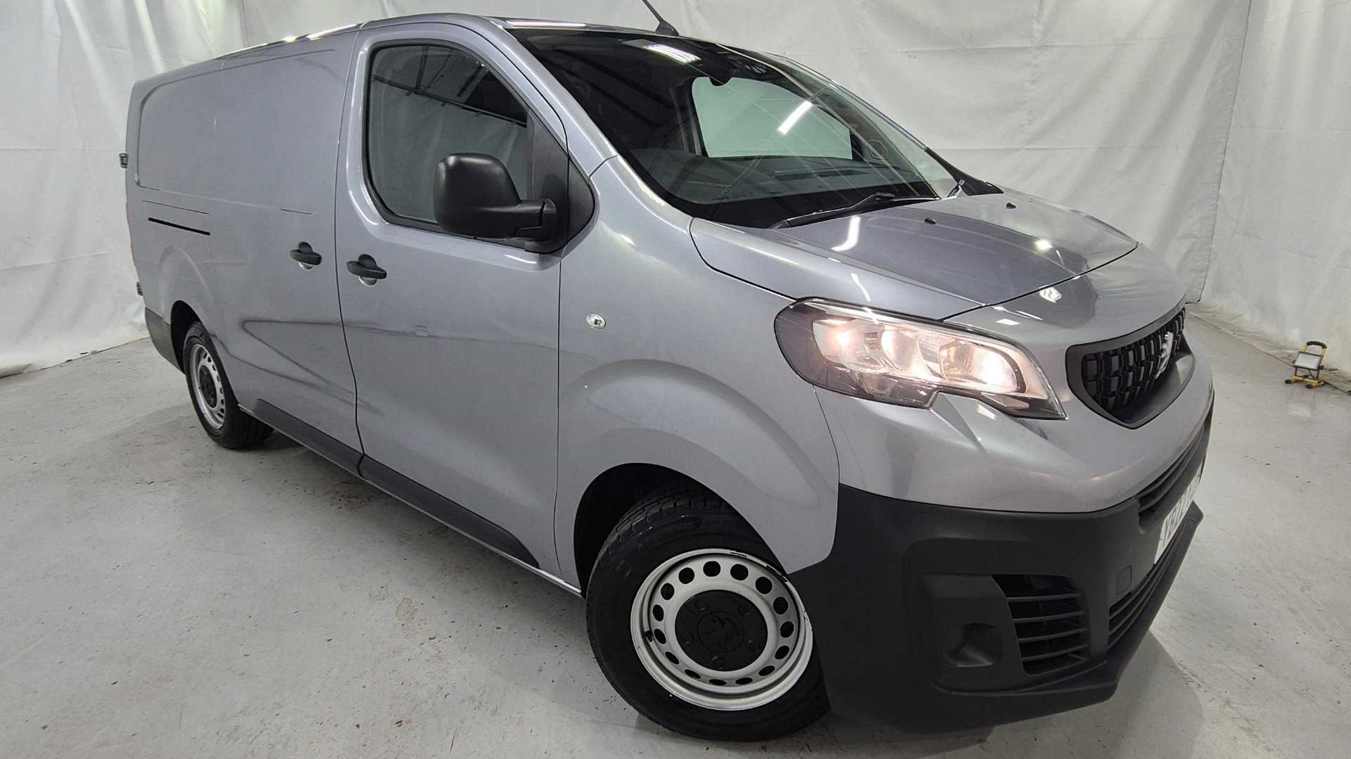 Main listing image - Peugeot Expert