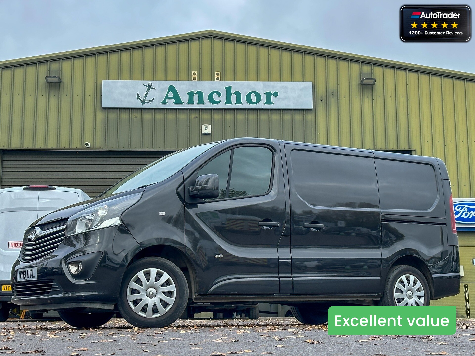 Main listing image - Vauxhall Vivaro