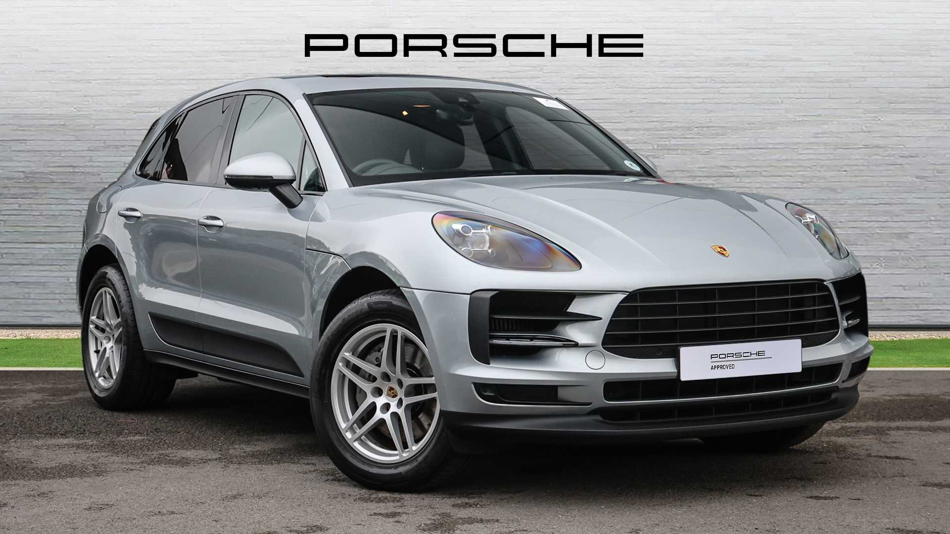 Main listing image - Porsche Macan