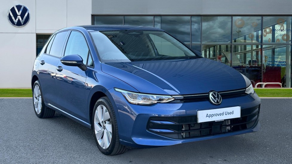 Main listing image - Volkswagen Golf