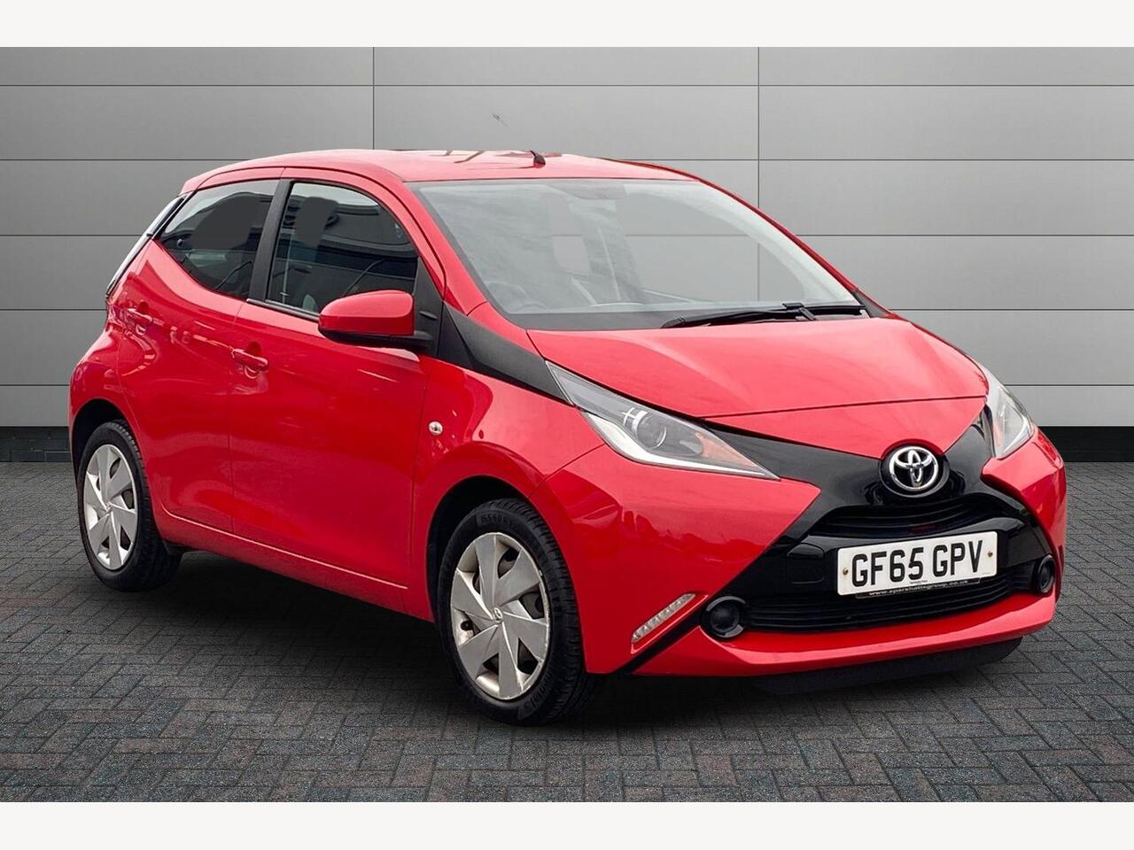 Main listing image - Toyota Aygo