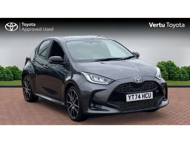 Main listing image - Toyota Yaris