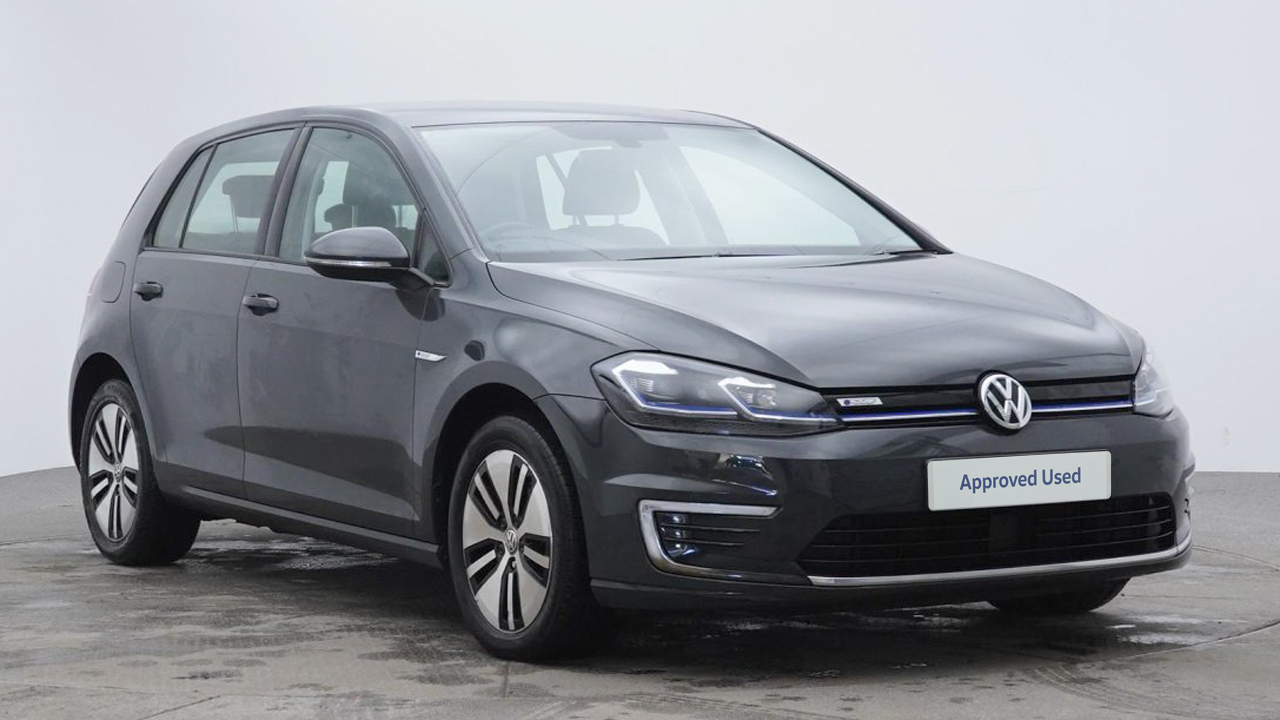 Main listing image - Volkswagen e-Golf