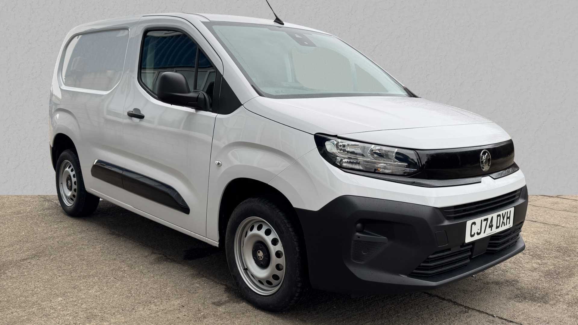 Main listing image - Vauxhall Combo Cargo