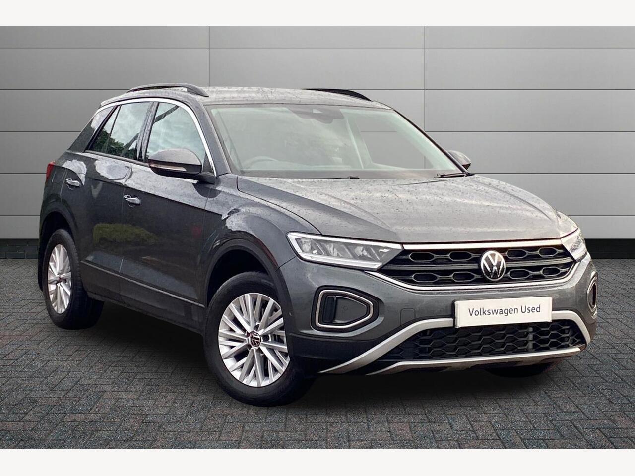 Main listing image - Volkswagen T-Roc