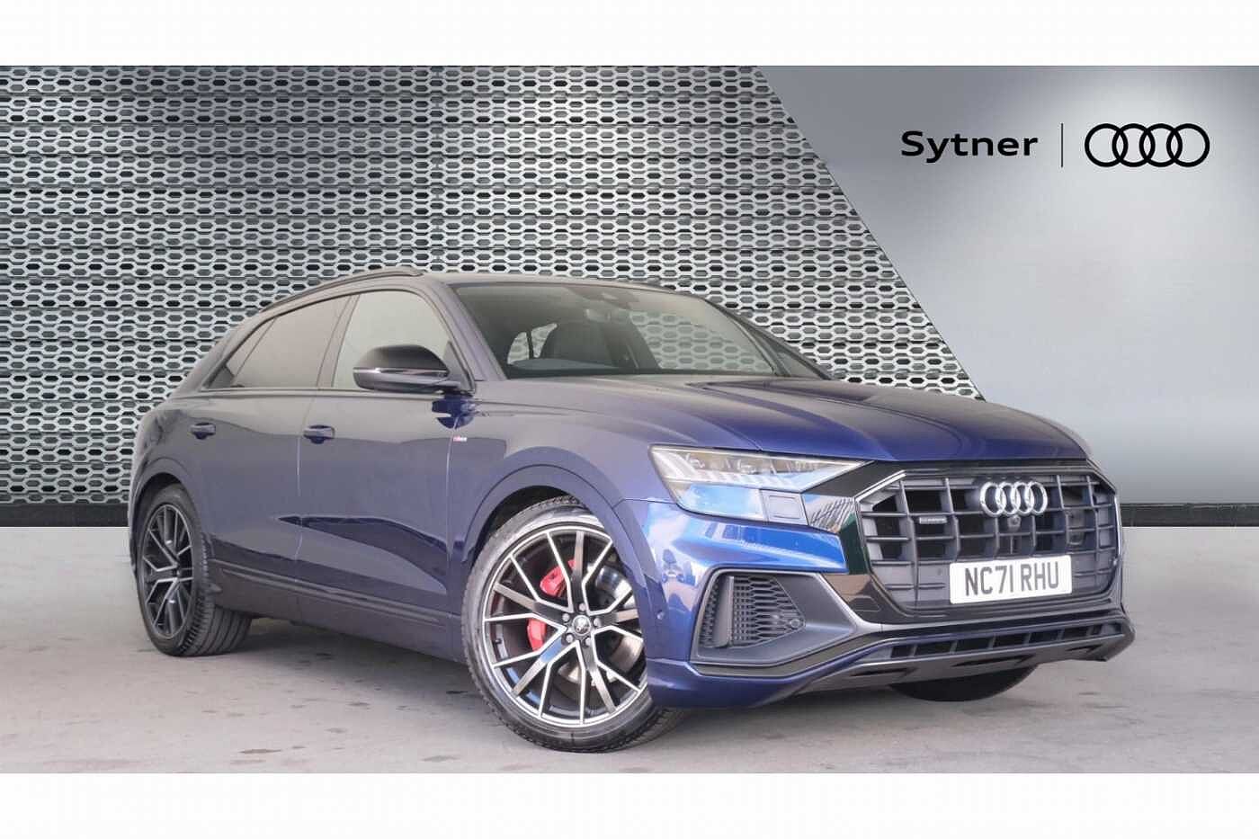 Main listing image - Audi Q8