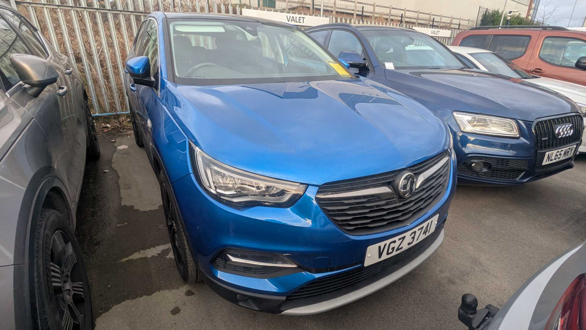 Main listing image - Vauxhall Grandland X