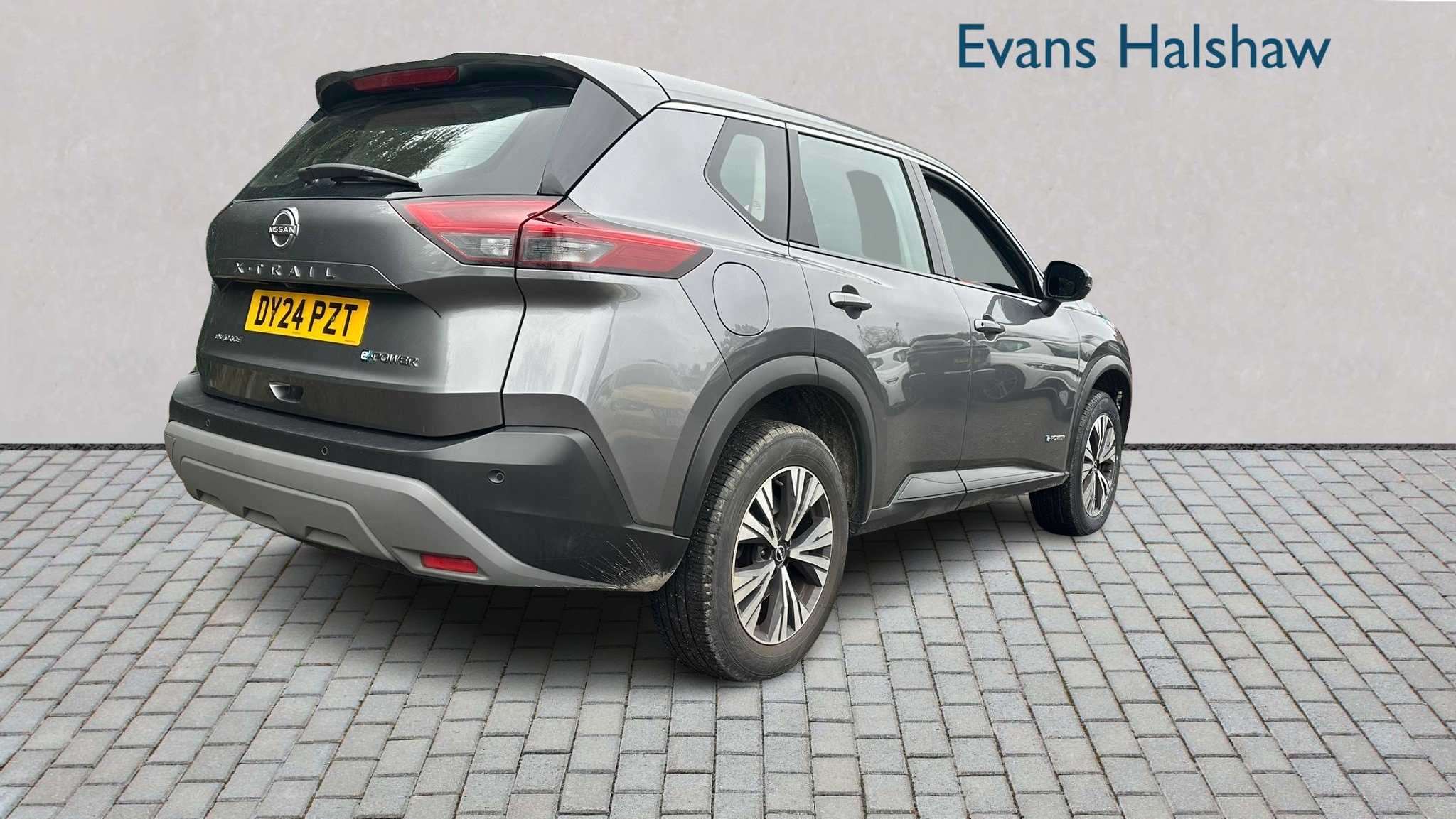 Main listing image - Nissan X-Trail