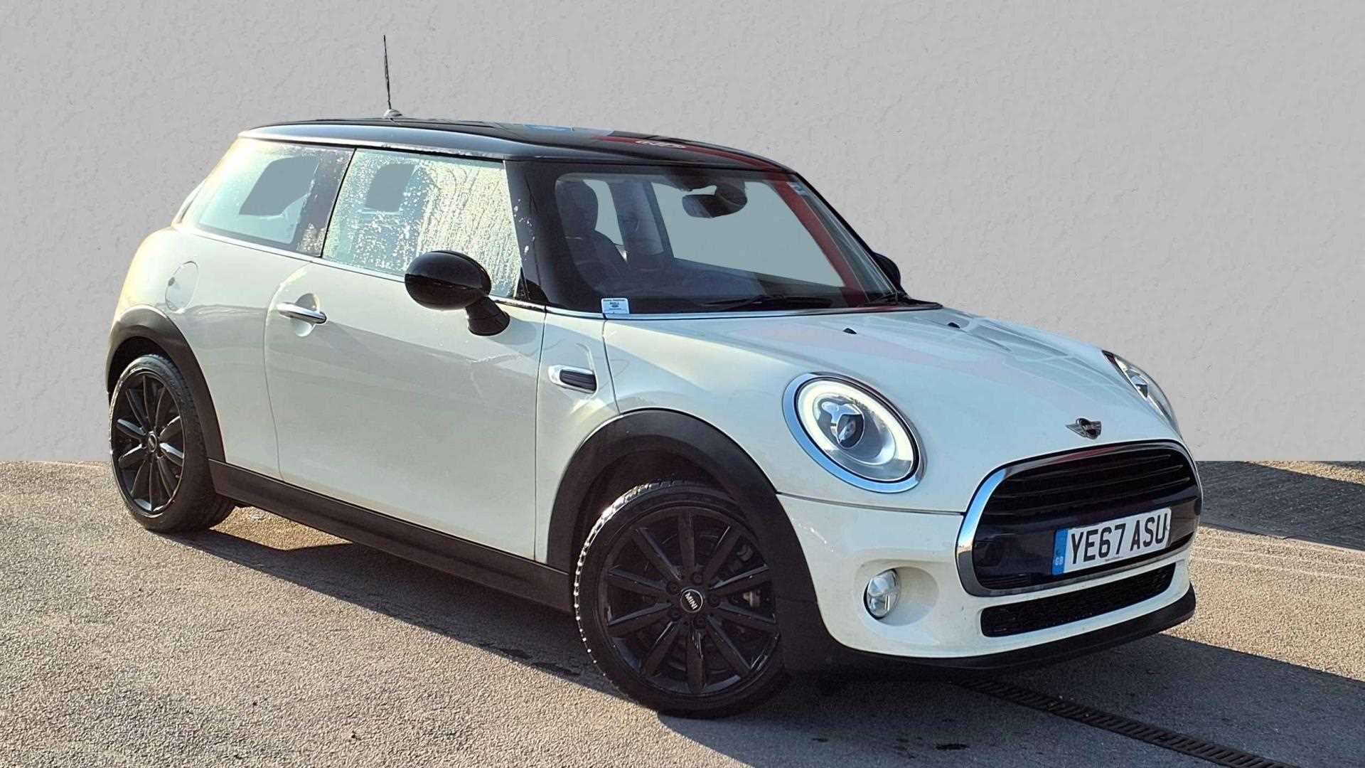 Main listing image - MINI Hatchback