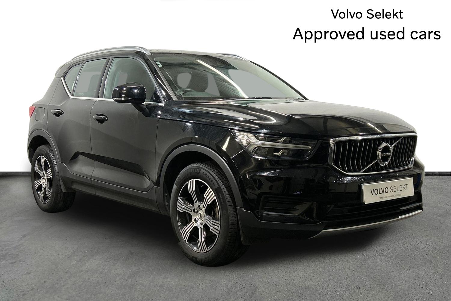 Main listing image - Volvo XC40