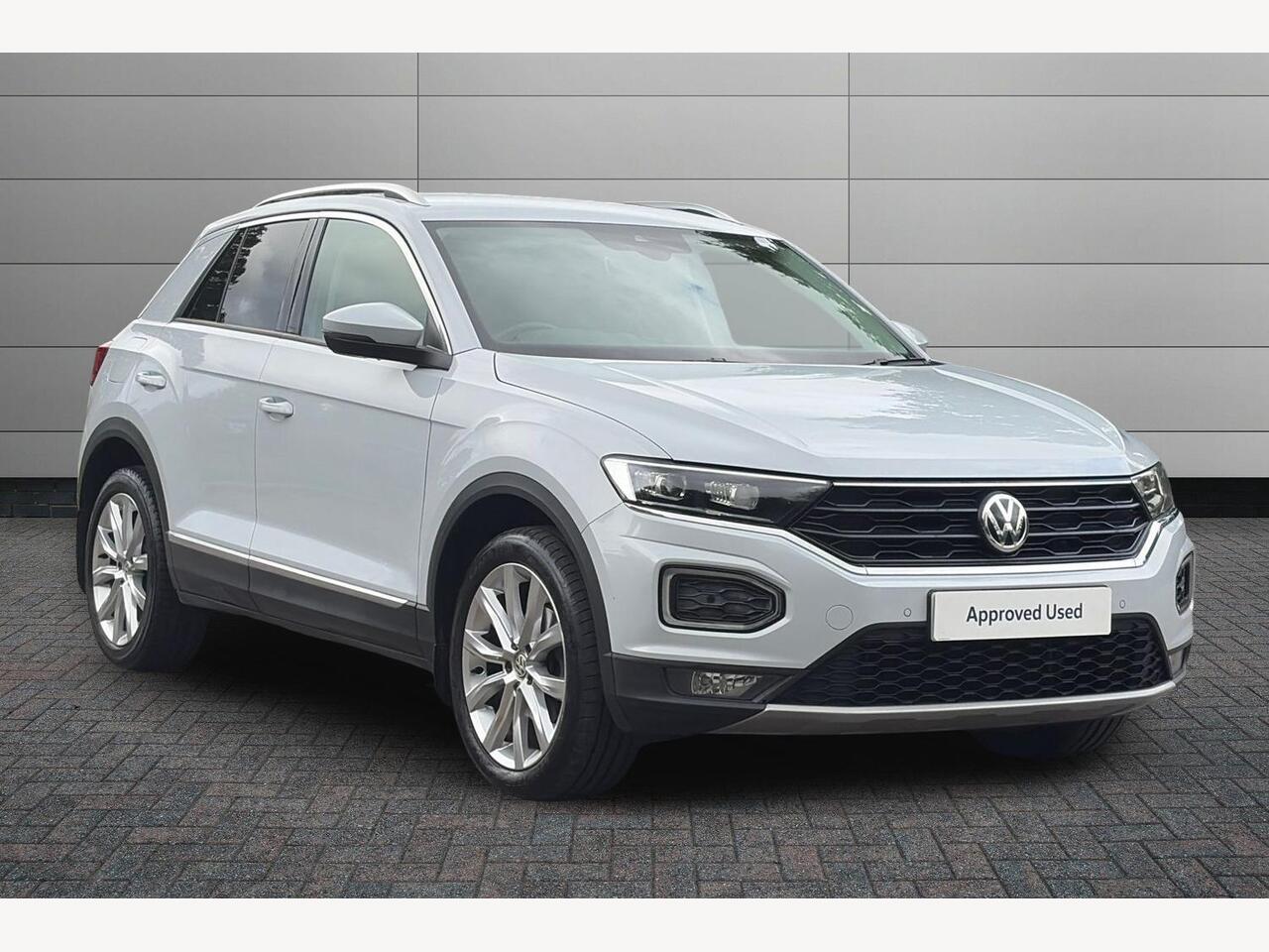 Main listing image - Volkswagen T-Roc