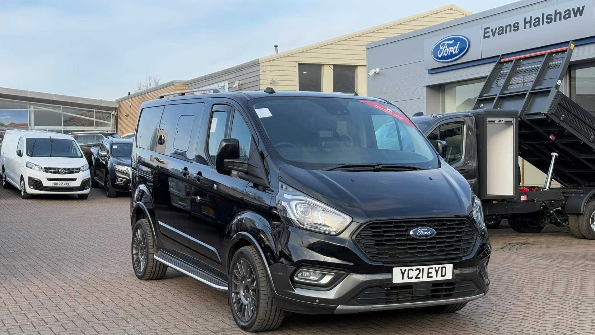 Main listing image - Ford Transit Custom