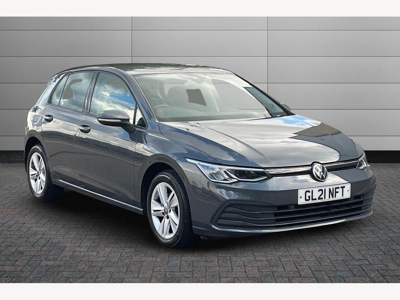 Main listing image - Volkswagen Golf