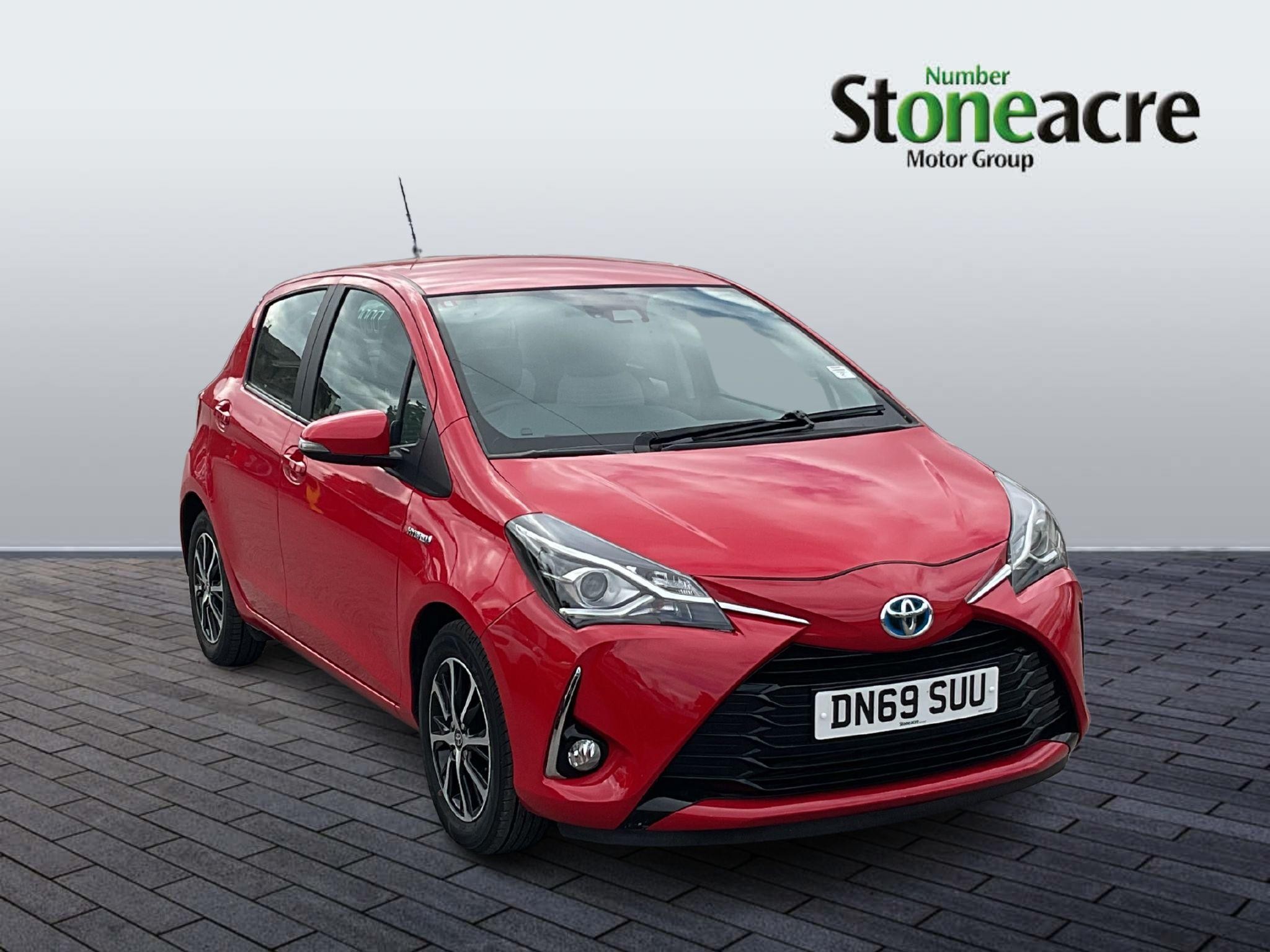 Main listing image - Toyota Yaris