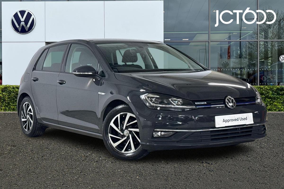 Main listing image - Volkswagen Golf