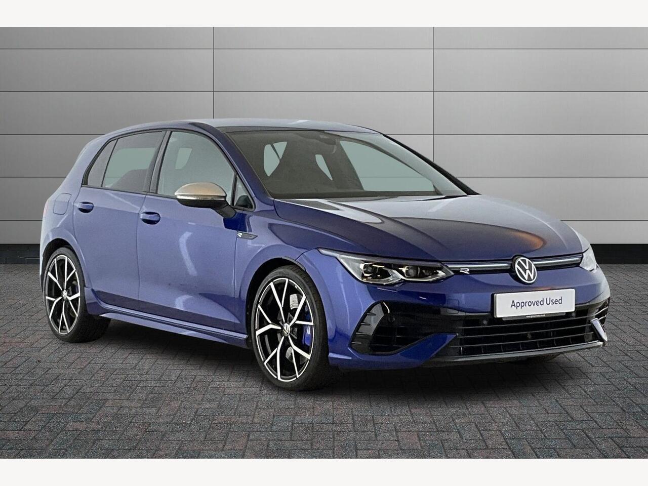Main listing image - Volkswagen Golf R
