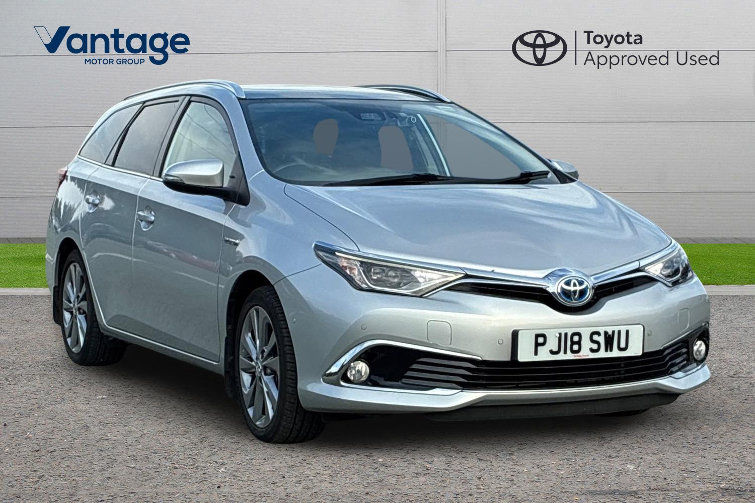 Main listing image - Toyota Auris