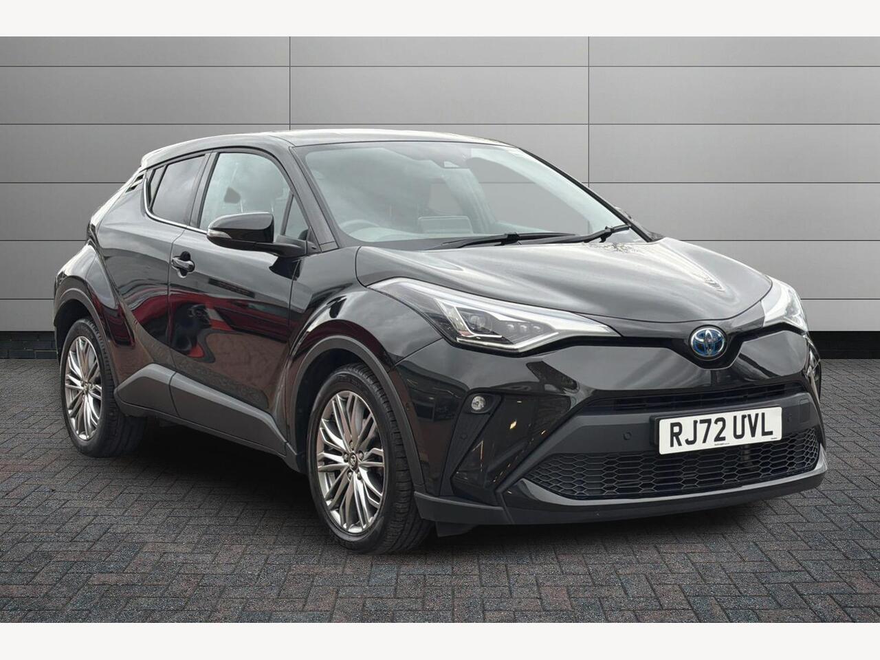 Main listing image - Toyota C-HR