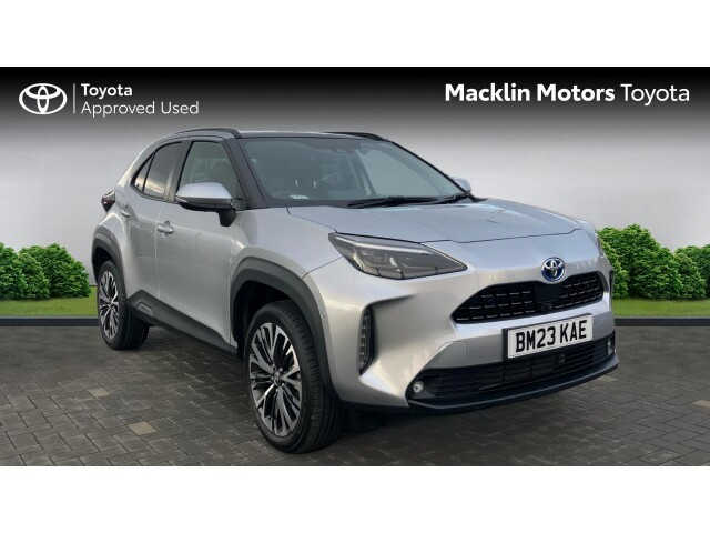 Main listing image - Toyota Yaris Cross