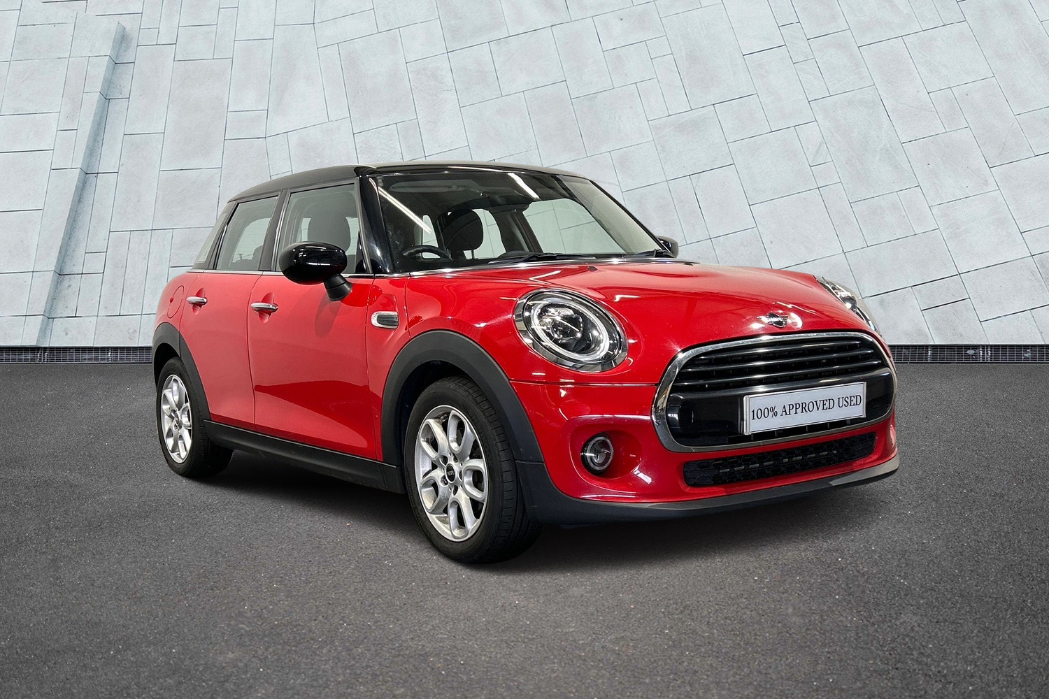 Main listing image - MINI Hatchback 5dr