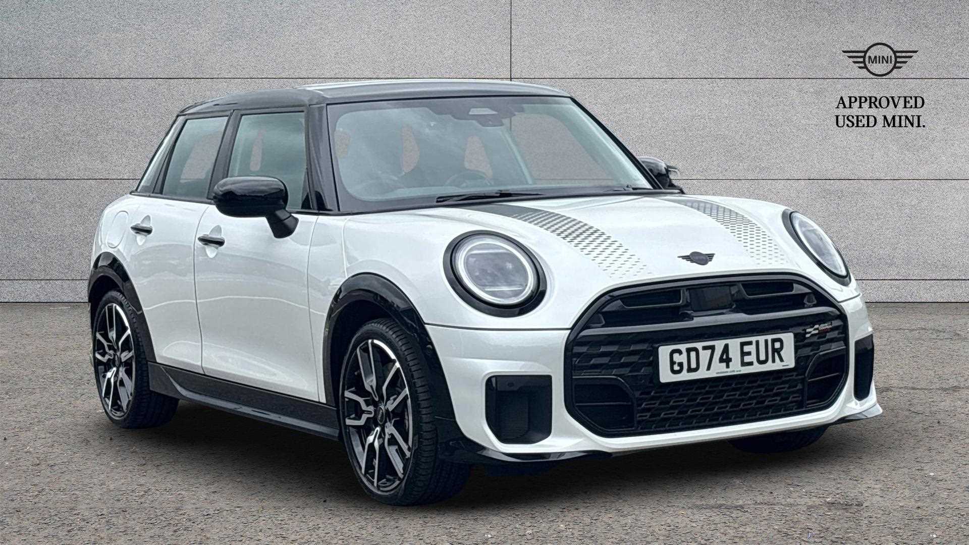 Main listing image - MINI Hatchback 5dr