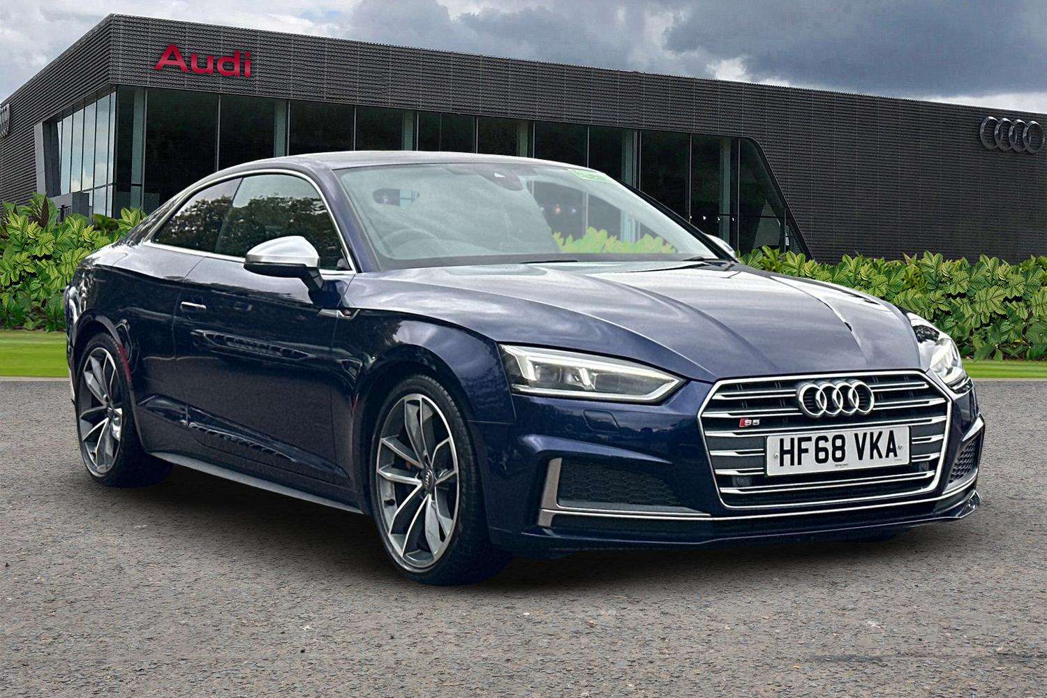 Main listing image - Audi S5