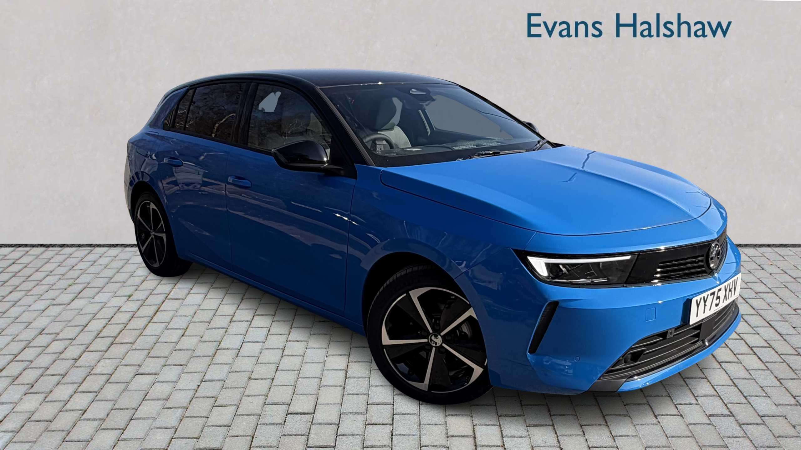 Main listing image - Vauxhall Astra