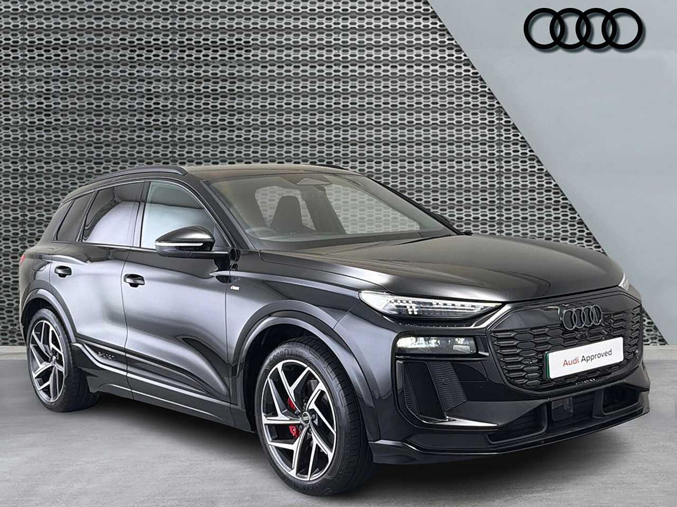 Main listing image - Audi Q6