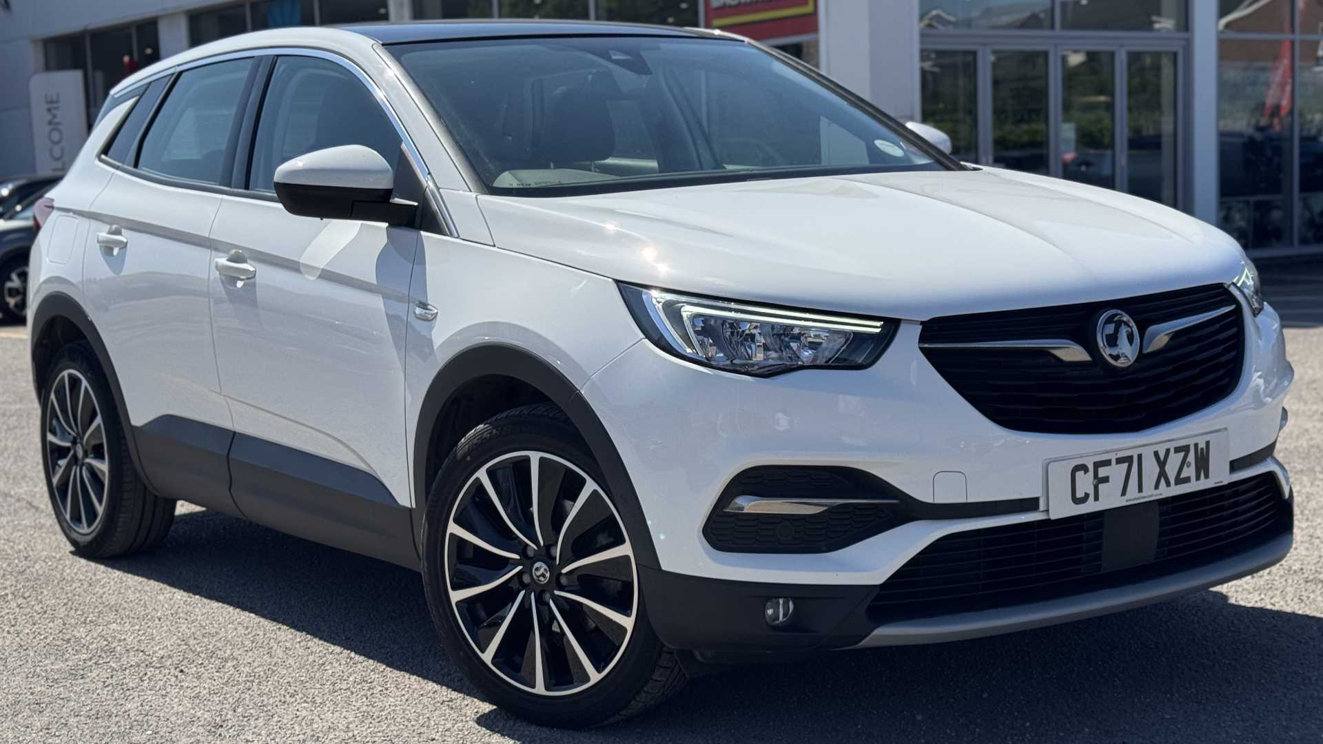 Main listing image - Vauxhall Grandland X
