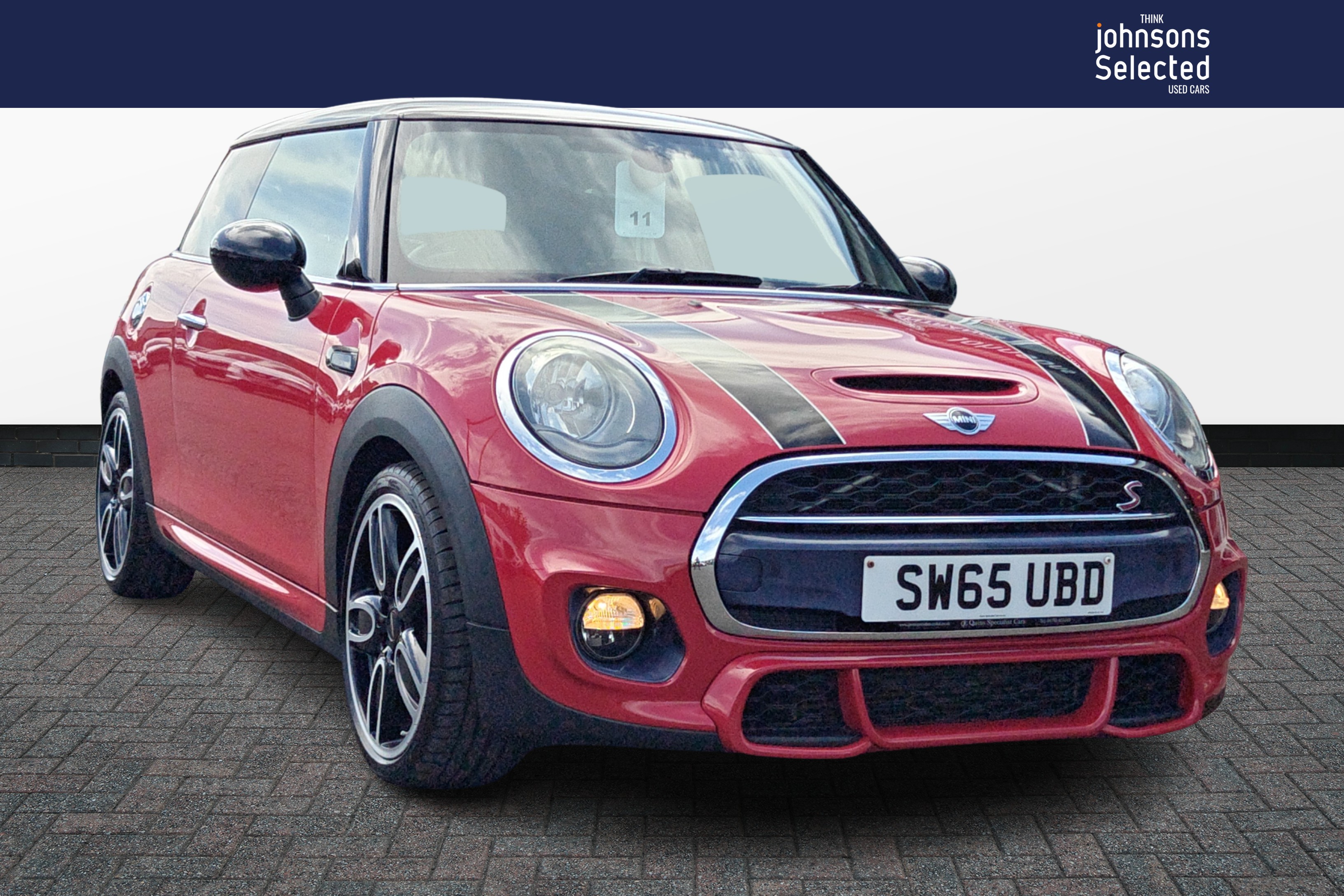 Main listing image - MINI Hatchback