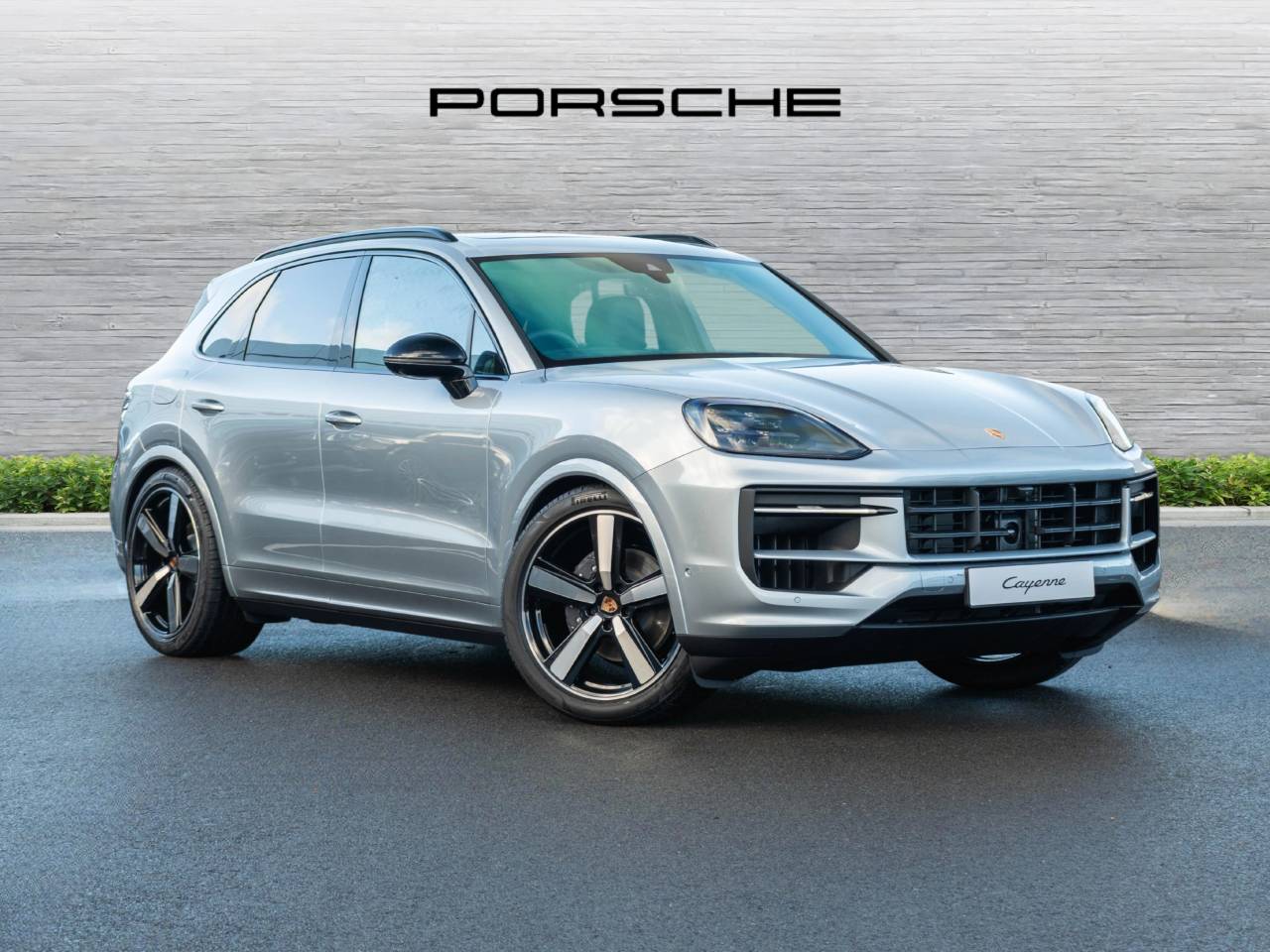 Main listing image - Porsche Cayenne
