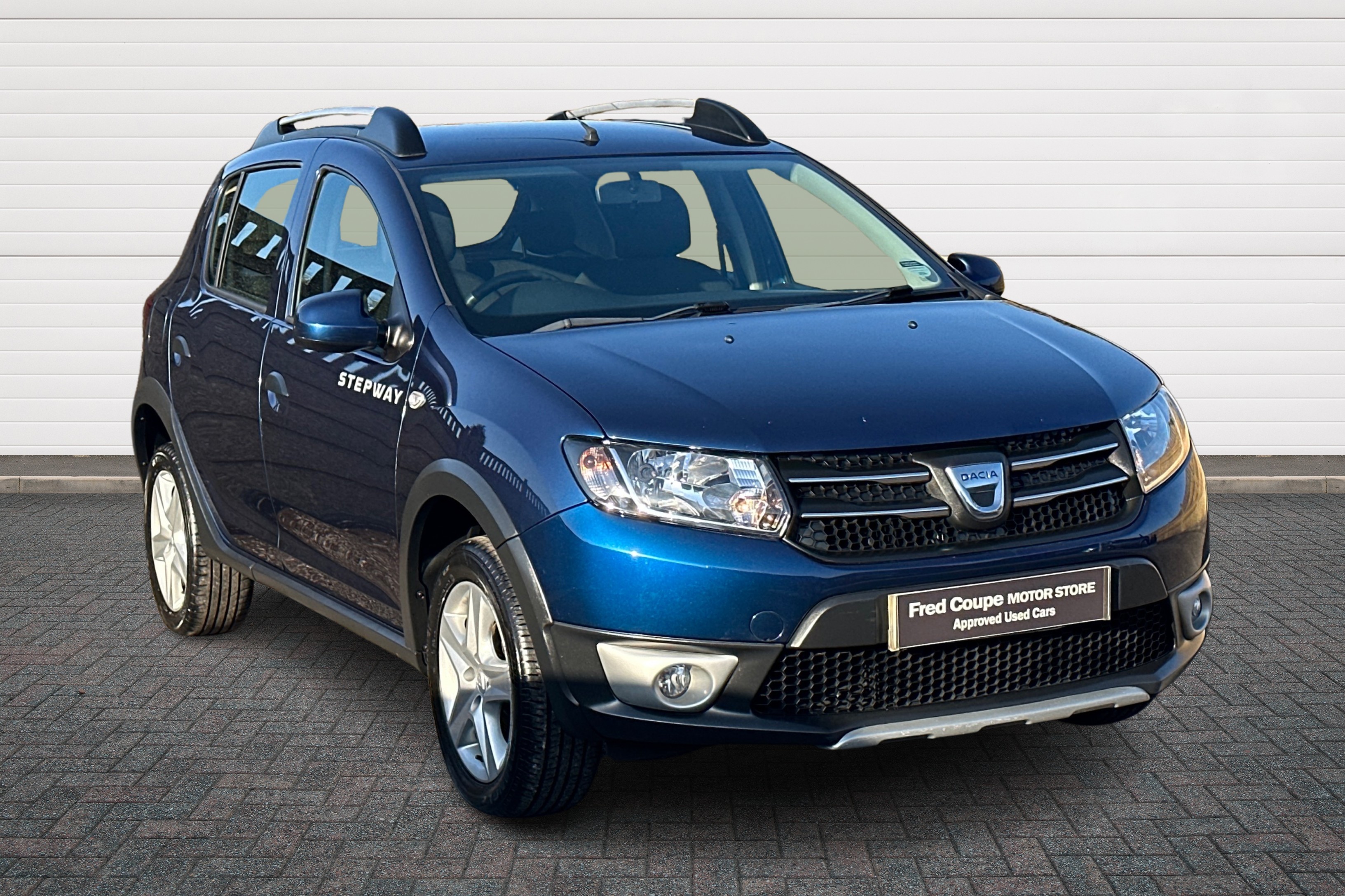 Main listing image - Dacia Sandero Stepway