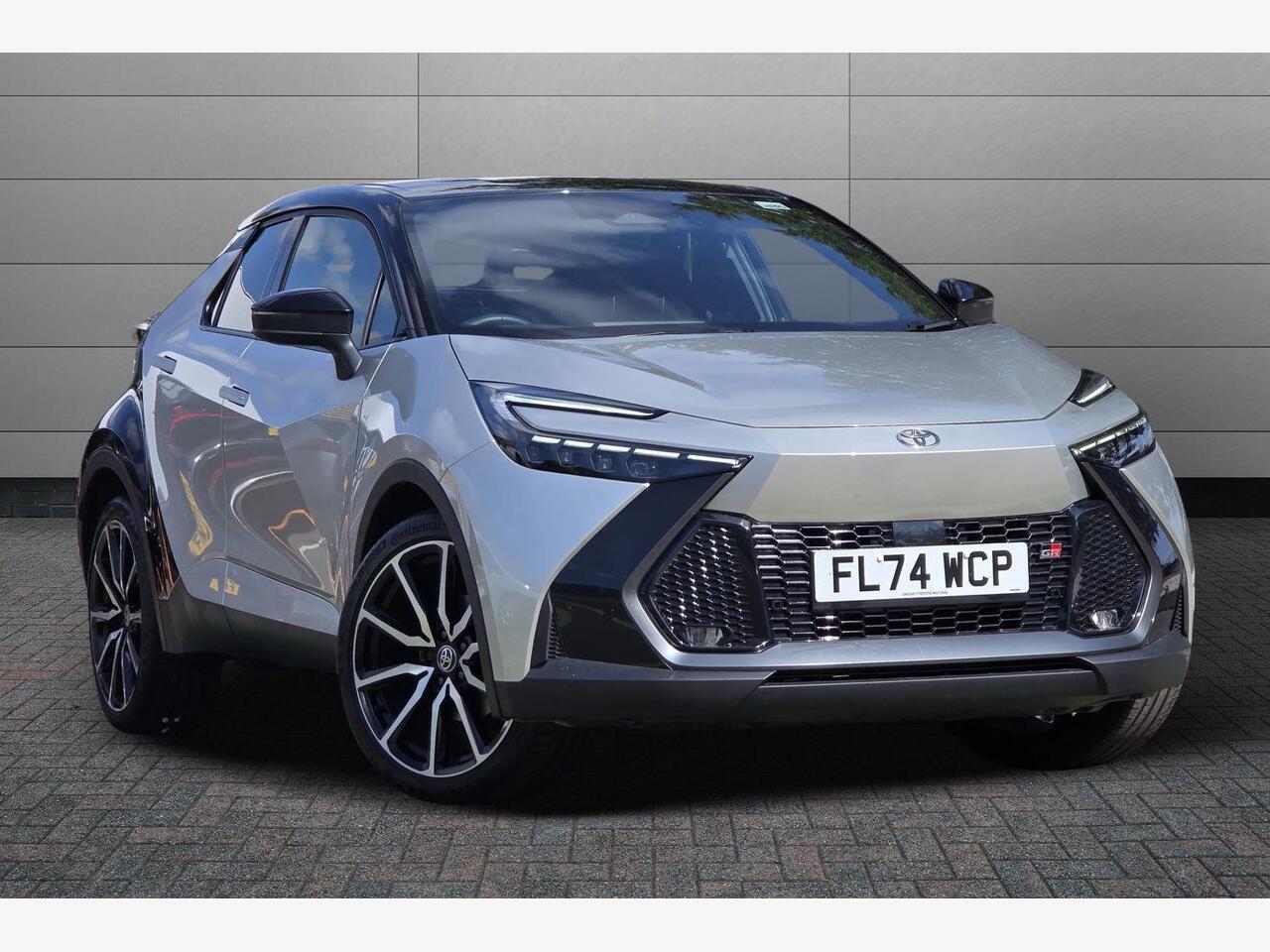 Main listing image - Toyota C-HR
