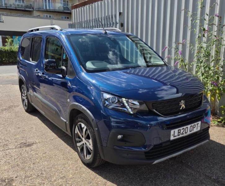 Main listing image - Peugeot Rifter