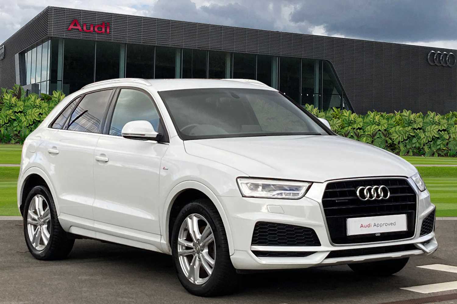 Main listing image - Audi Q3