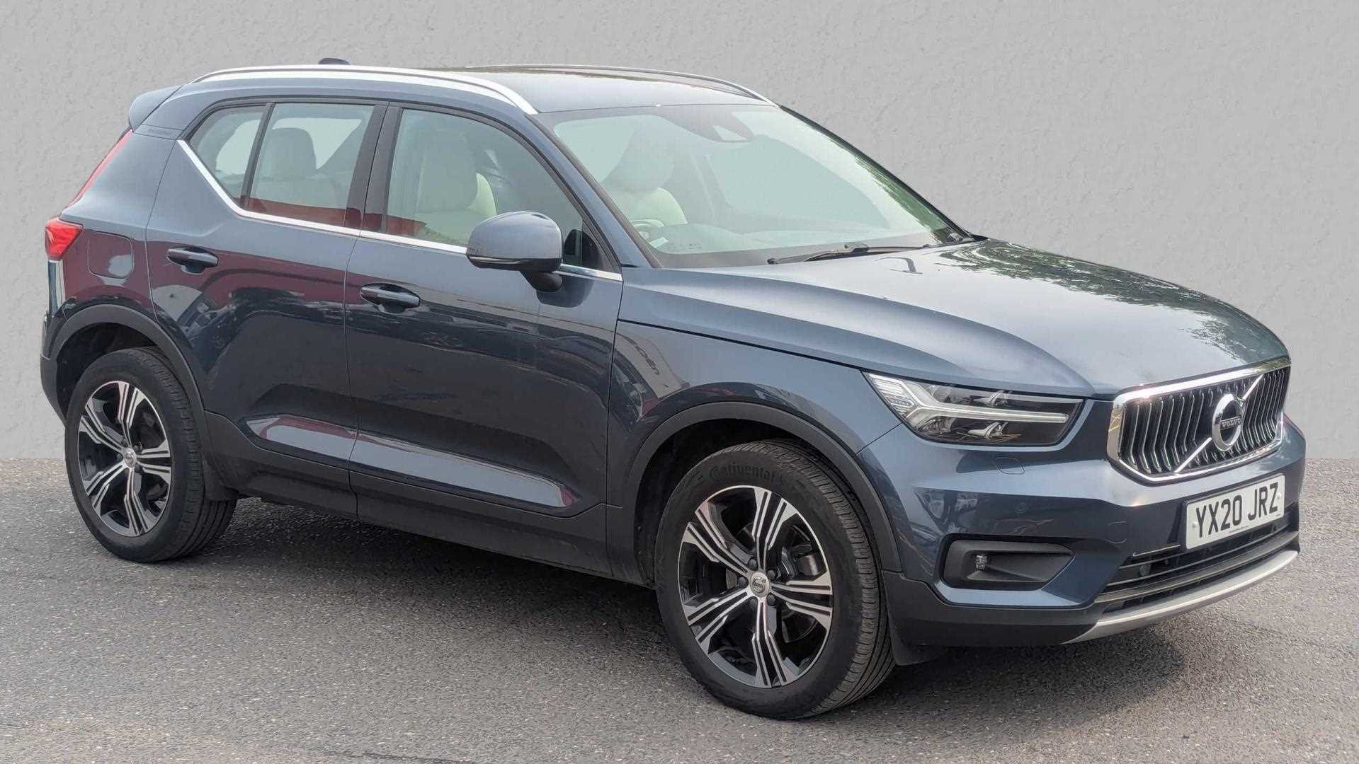 Main listing image - Volvo XC40
