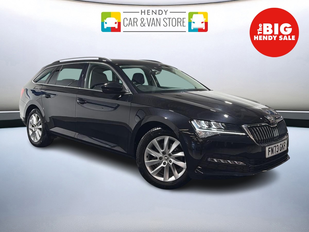 Main listing image - Skoda Superb Estate