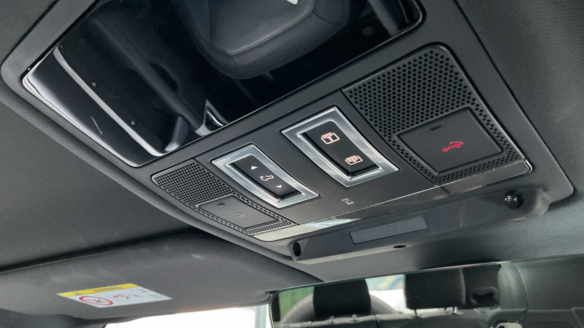 Main listing image - Land Rover Defender