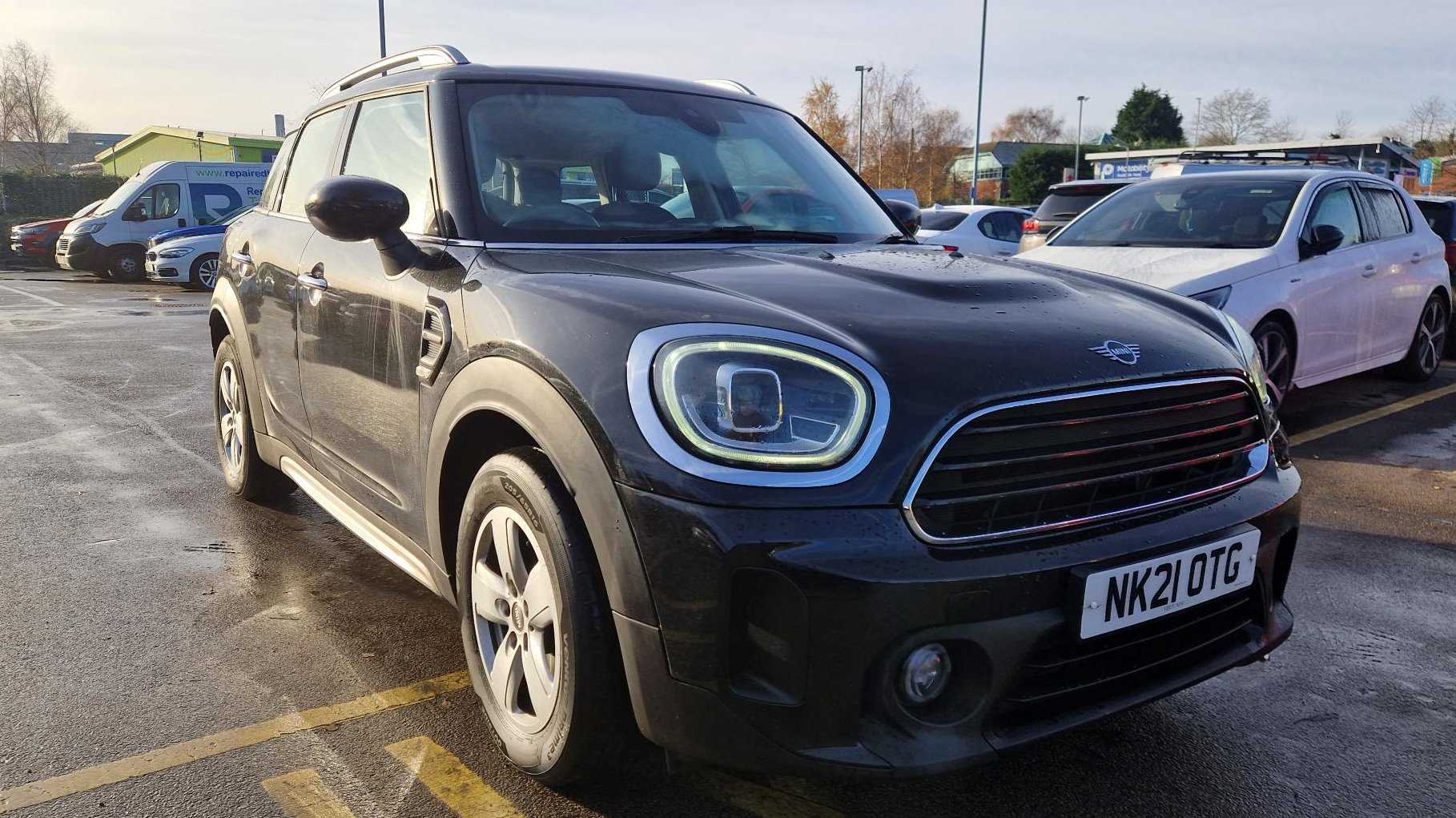 Main listing image - MINI Countryman